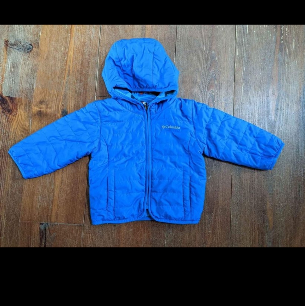 Columbia Blue Reversible Fleece jacket In Toddler Size 2t